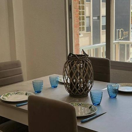 Apartamento Centrico Y En Primera Linea De Playa Lägenhet Benidorm Exteriör bild