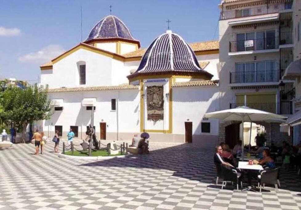 Apartamento Centrico Y En Primera Linea De Playa Lägenhet Benidorm Exteriör bild