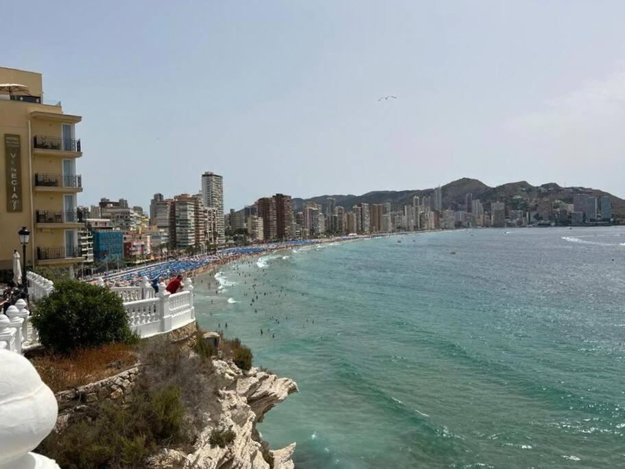 Apartamento Centrico Y En Primera Linea De Playa Lägenhet Benidorm Exteriör bild