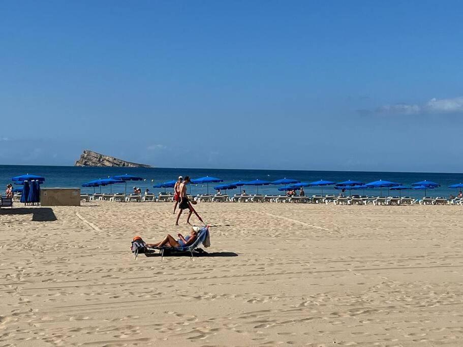 Apartamento Centrico Y En Primera Linea De Playa Lägenhet Benidorm Exteriör bild